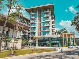 Sand Dunes Chaolao Beach Resort