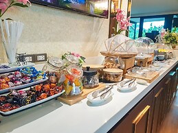 Sand Dunes Chaolao Beach Resort