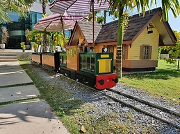 Sand Dunes Chaolao Beach Resort