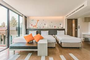 Sand Dunes Chaolao Beach Resort