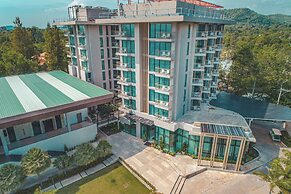 Sand Dunes Chaolao Beach Resort