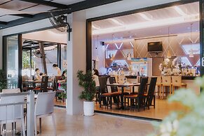 Sand Dunes Chaolao Beach Resort