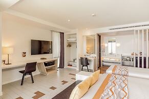 Sand Dunes Chaolao Beach Resort