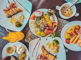 Sand Dunes Chaolao Beach Resort