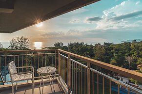 Sand Dunes Chaolao Beach Resort