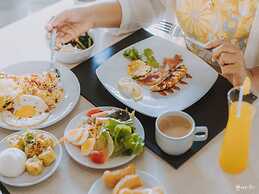 Sand Dunes Chaolao Beach Resort