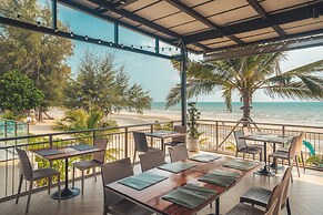 Sand Dunes Chaolao Beach Resort