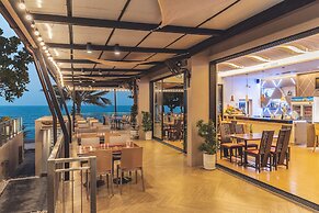 Sand Dunes Chaolao Beach Resort