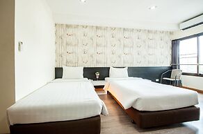 Prajaktra City Hostel