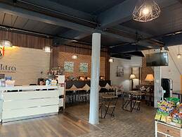 Prajaktra City Hostel