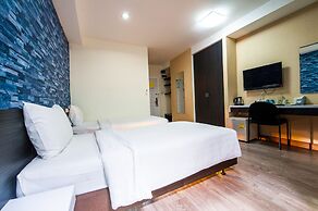 Prajaktra City Hostel