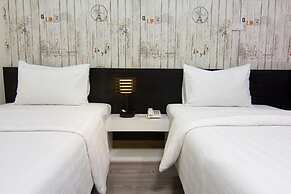 Prajaktra City Hostel