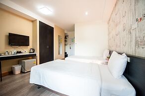 Prajaktra City Hostel