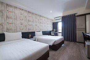 Prajaktra City Hostel