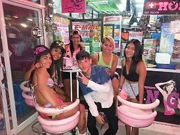 Wild & Wandering Backpacker & Bar