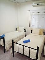 Wild & Wandering Backpacker & Bar