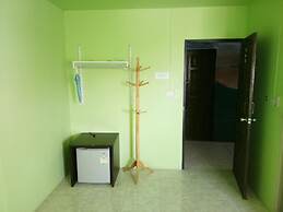 Wild & Wandering Backpacker & Bar