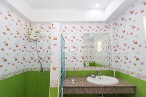 De Lunar Resort Koh Larn