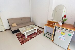 De Lunar Resort Koh Larn