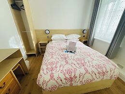 Danescourt Lodge
