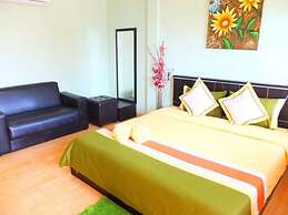 Sea Beach Koh Larn 2