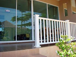 Sea Beach Koh Larn 2