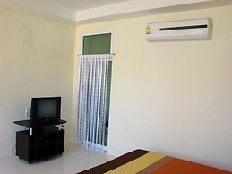 Sea Beach Koh Larn 2