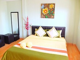 Sea Beach Koh Larn 2