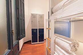 The Central House Barcelona Gracia - Hostel