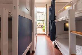 The Central House Barcelona Gracia - Hostel