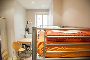 Victoria House - Hostel