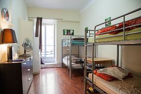 Victoria House - Hostel