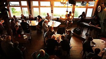 The Iona Heights Inn