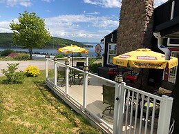 The Iona Heights Inn