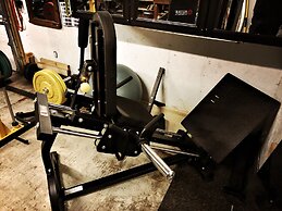 The Iona Heights Inn