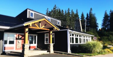 The Iona Heights Inn