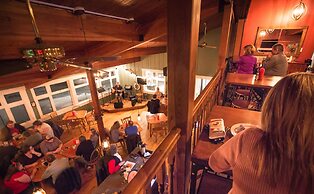 The Iona Heights Inn