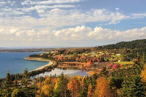 The Iona Heights Inn