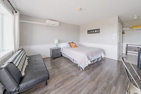 The Iona Heights Inn