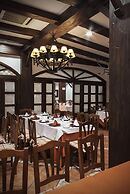 Hotel Asador Albenzaire