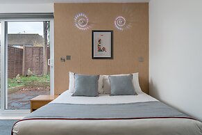 Flexistay Aparthotel Sutton