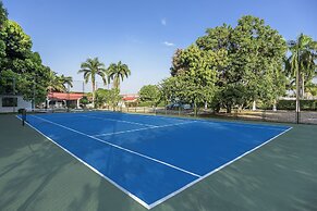 Hotel Sunrise By Hype