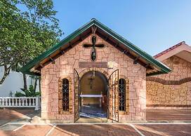 Hotel Sunrise By Hype