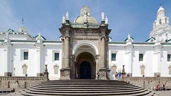 Hotel 6 de Diciembre