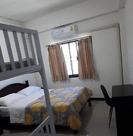 Chiangmai Gate Capsule Hostel