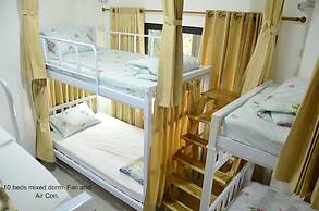 Chiangmai Gate Capsule Hostel