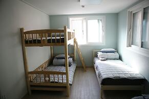 Twin Rabbit Guesthouse