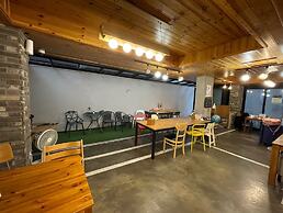 Twin Rabbit Guesthouse