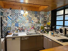 Twin Rabbit Guesthouse