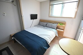 Twin Rabbit Guesthouse